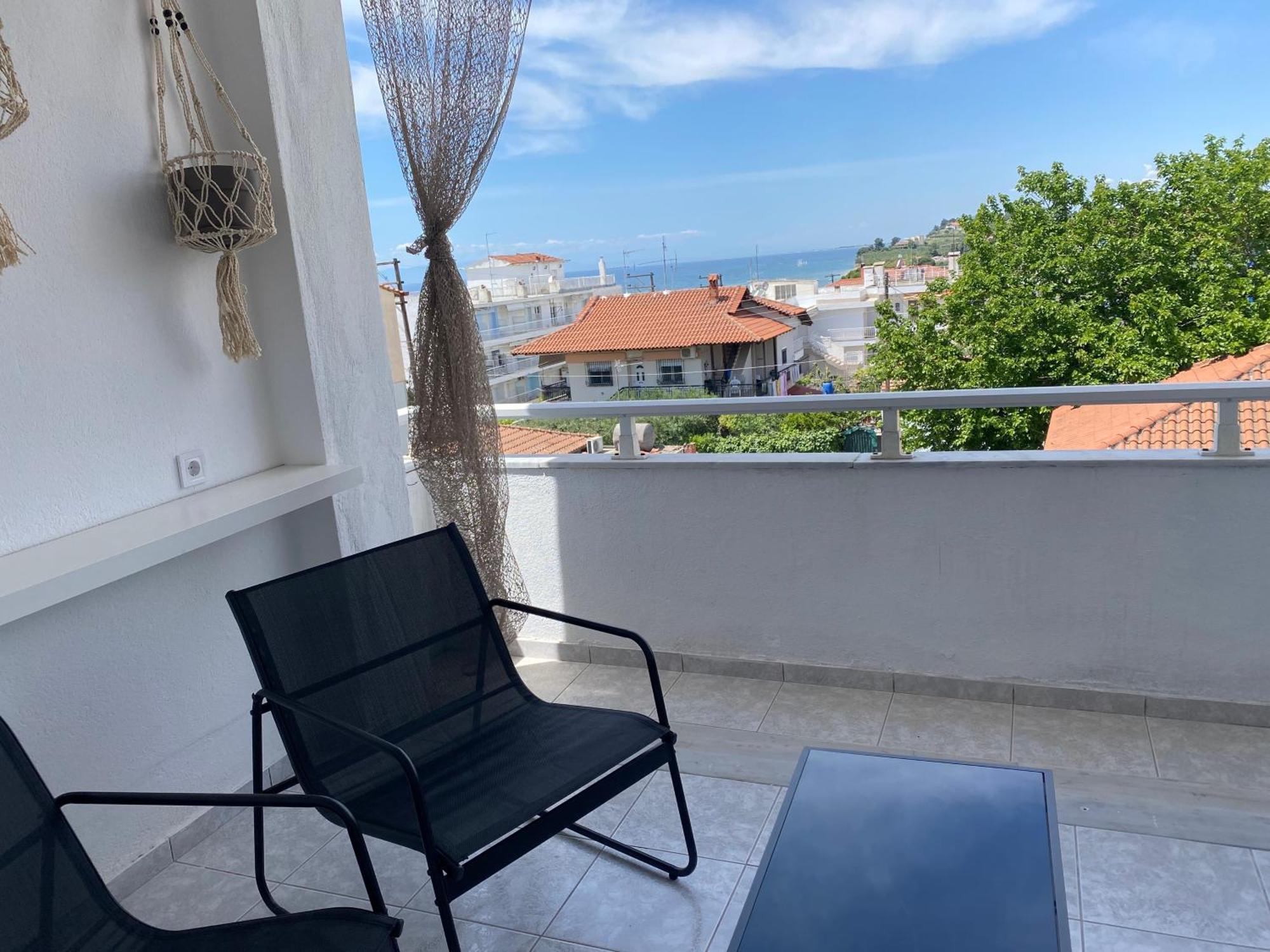 Sun & Sea Apartment Nea Iraklia Exterior foto